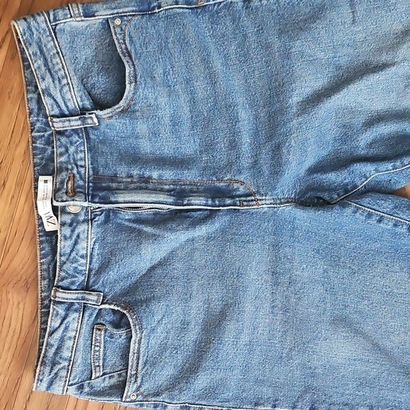 Zara Blue Straight Leg Jeans - Picture 2 of 3